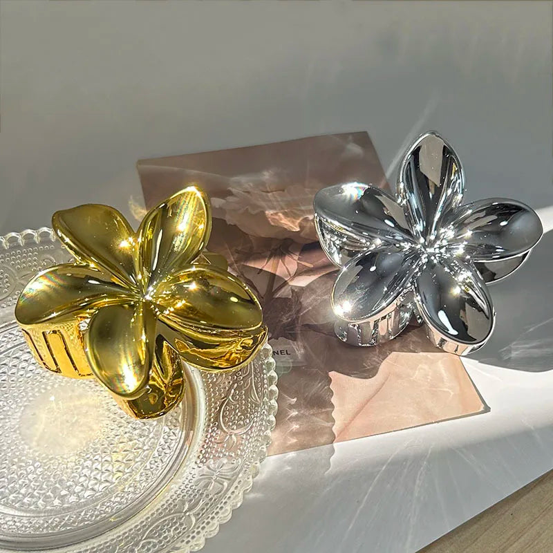 🌺 Pinces à Cheveux Fleurs Hawaïennes – Style ensoleillé et 100 % Kawaii 🌞